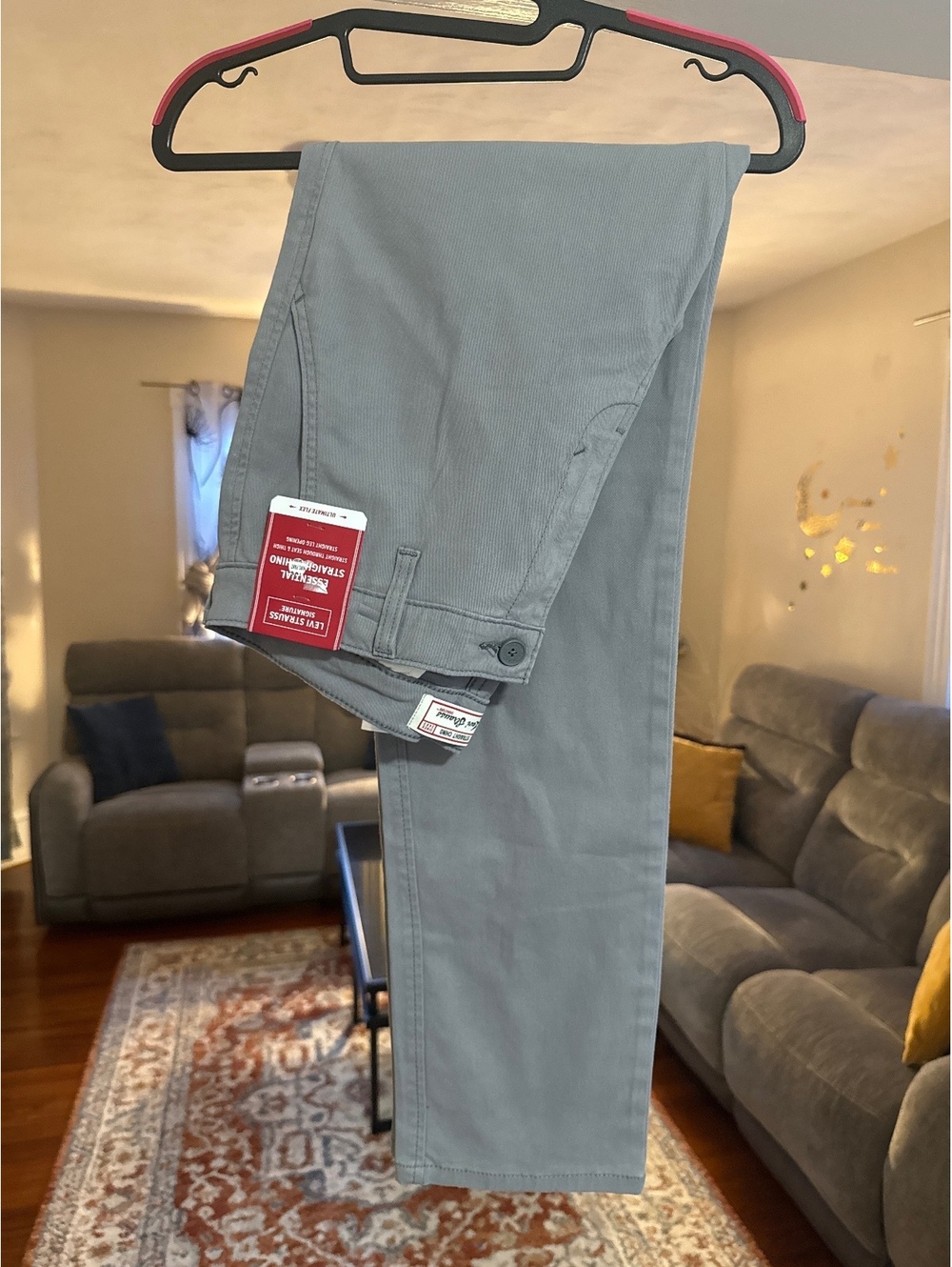 Levi’s m Men's Classic Straight Fit Grey Pants Size 30x32, New With Tag